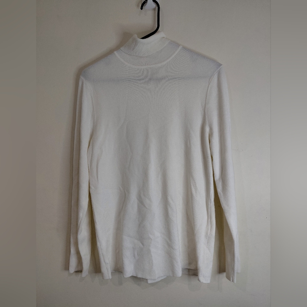 Chico's Women Size 2  Elegant White Turtleneck Sweater